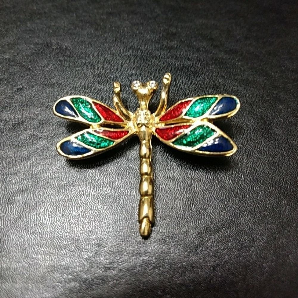 Gold tone dragonfly pin brooch